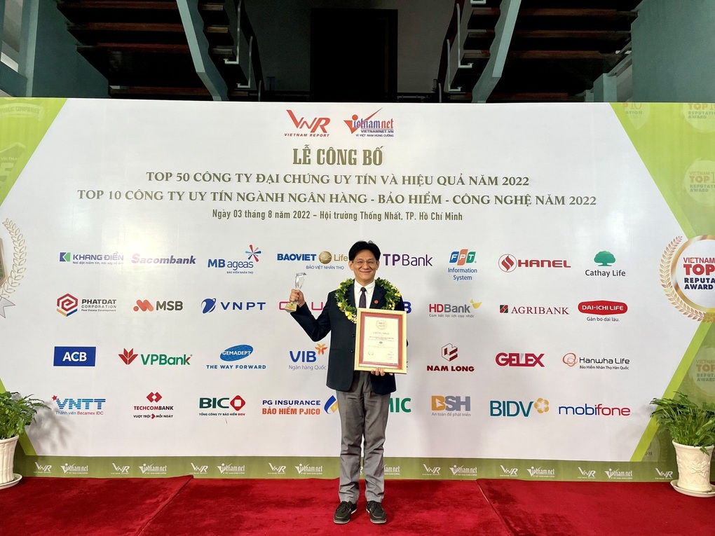 Cathay Life Viet Nam nhận giải Top 10 Công ty bảo hiểm nhân thọ uy tín 2022 - 2 Cathay Life Viet Nam nhận giải Top 10 Công ty bảo hiểm nhân thọ uy tín 2022 - 2
