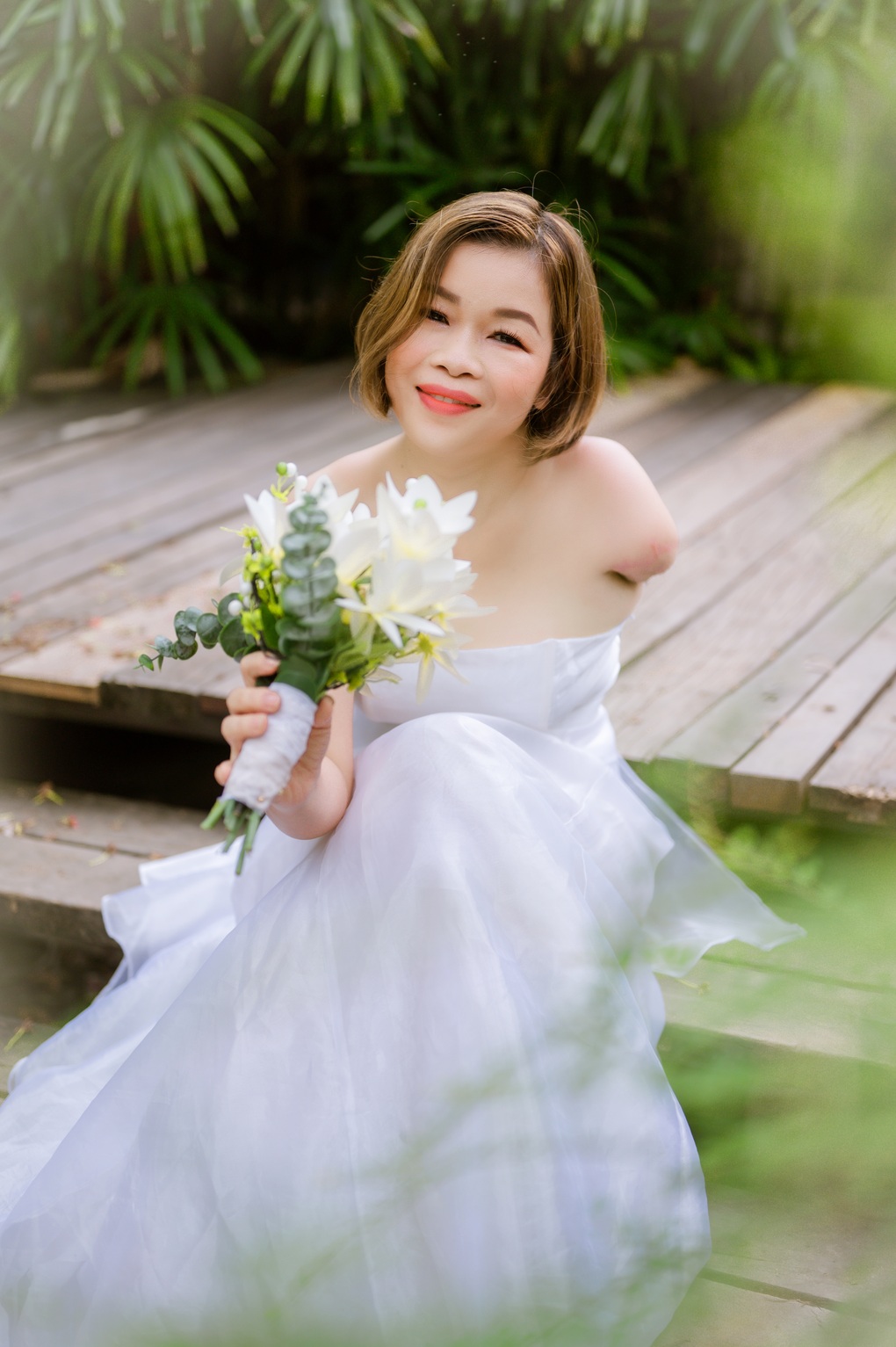 Người phụ nữ một tay hóa nàng thơ: Tôi cũng đẹp thế sao? - 1 Người phụ nữ một tay hóa nàng thơ: Tôi cũng đẹp thế sao? - 1