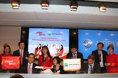 Vietjet chi 682 triệu USD mua 6 máy bay Airbus