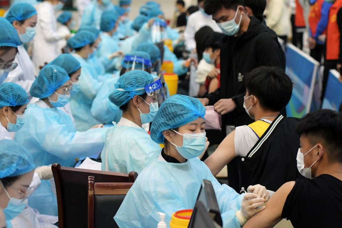 Tỷ phú Trung Quốc chật vật vì đặt cược vào vaccine nước ngoài - 1 Tỷ phú Trung Quốc chật vật vì đặt cược vào vaccine nước ngoài - 1