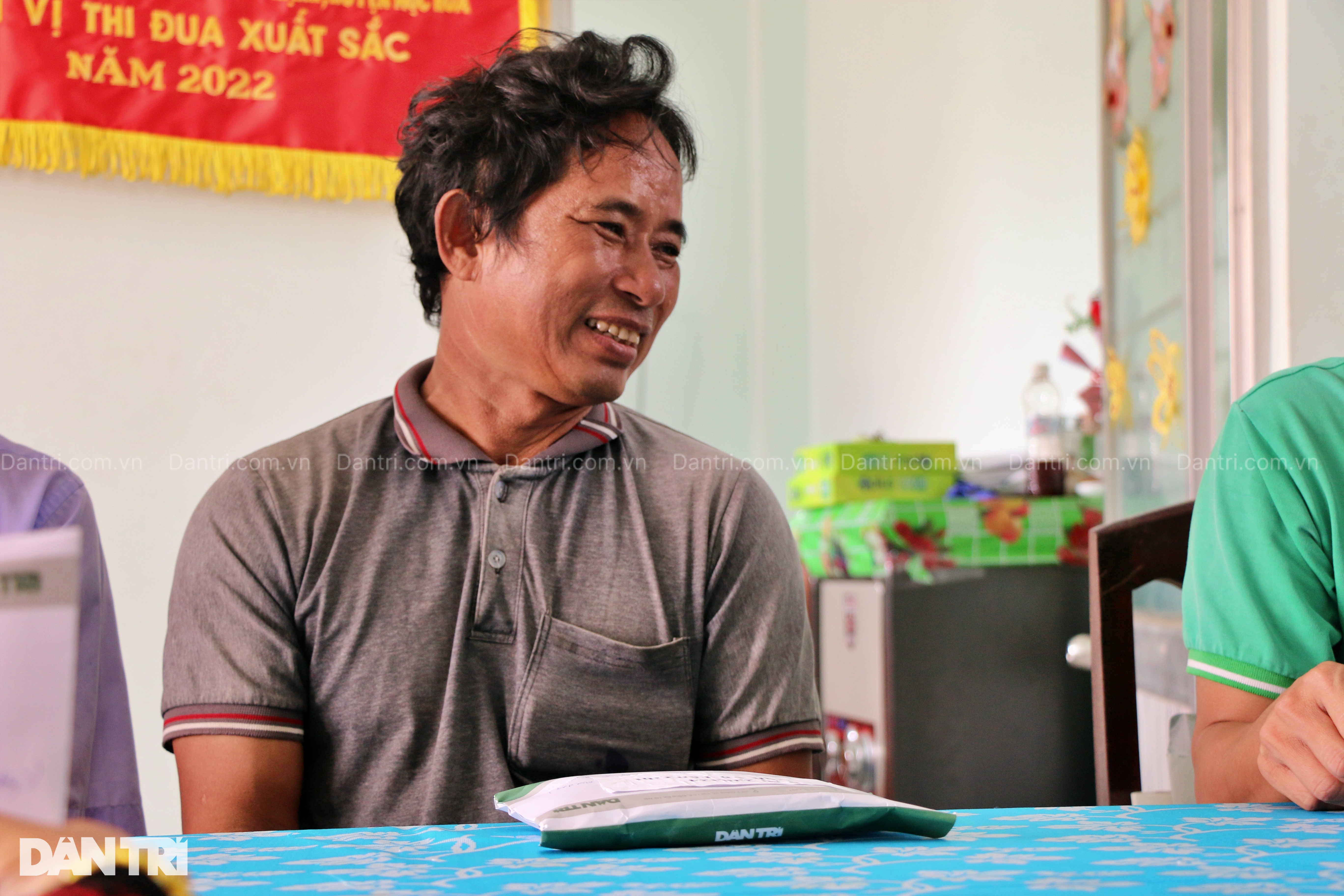 Có nằm mơ tôi cũng không dám nghĩ mình được tặng nhà - 3 Có nằm mơ tôi cũng không dám nghĩ mình được tặng nhà - 3