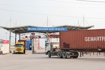 Khoanh vùng tạm thời cảng container quốc tế vì một ca nghi nhiễm Covid-19