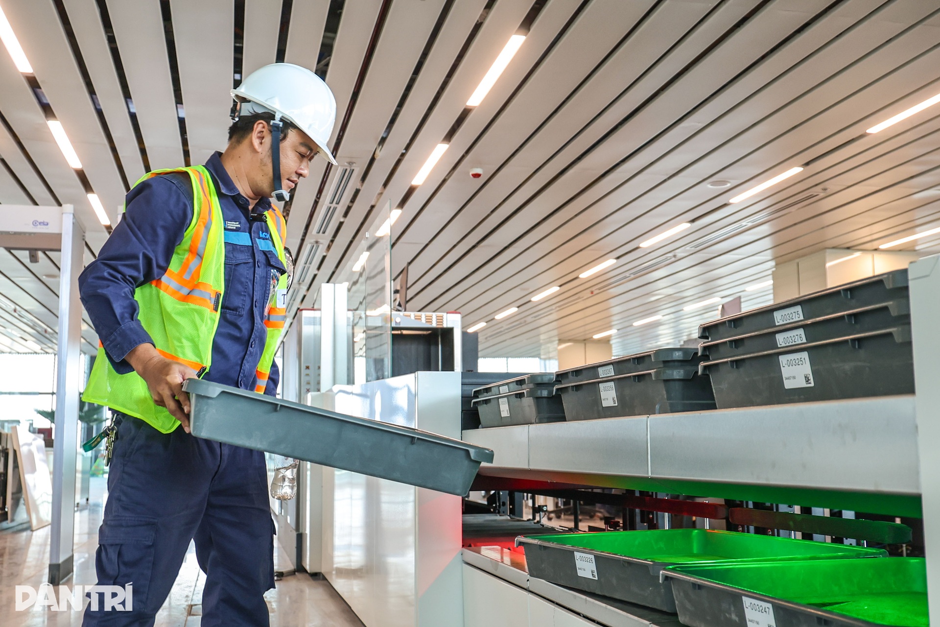 Cận cảnh nhà ga T3 sân bay Tân Sơn Nhất trước ngày vận hành - 7 Cận cảnh nhà ga T3 sân bay Tân Sơn Nhất trước ngày vận hành - 7