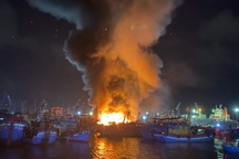 5 tàu cá bốc cháy ngùn ngụt, hàng chục tỷ đồng ra tro