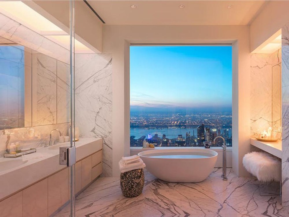 Cuộc sống xa xỉ trong căn penthouse 1.900 tỷ tại chung cư cao nhất New York - 9