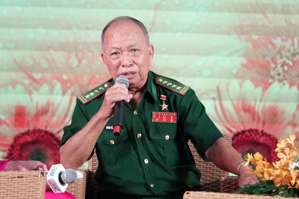 TPHCM họp mặt người có công và truy tặng danh hiệu Bà mẹ Việt Nam anh hùng - 2 TPHCM họp mặt người có công và truy tặng danh hiệu Bà mẹ Việt Nam anh hùng - 2
