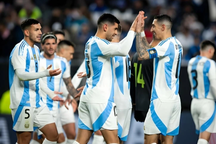 Argentina thắng đậm trong ngày thiếu vắng Messi