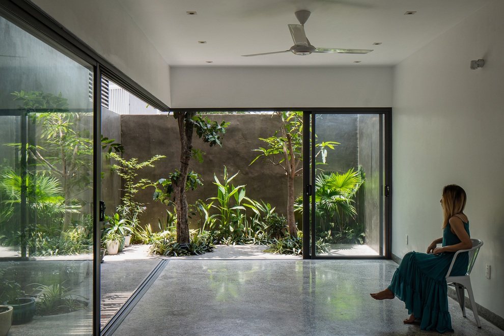 Ngôi nhà có cầu thang được ví như đi lên trời ở Sài Gòn - 6 Ngôi nhà có cầu thang được ví như đi lên trời ở Sài Gòn - 6