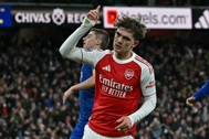 Gieo sầu cho Everton, ngôi sao trẻ Arsenal phá kỷ lục Premier League