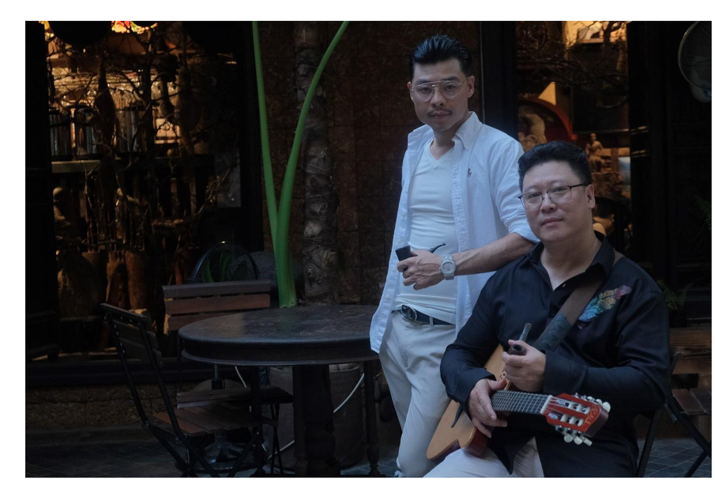 Ca sĩ Nam Tước và Guitar Đức Nhã sẽ tổ chức liveshow tri ân khán giả - 3 Ca sĩ Nam Tước và Guitar Đức Nhã sẽ tổ chức liveshow tri ân khán giả - 3
