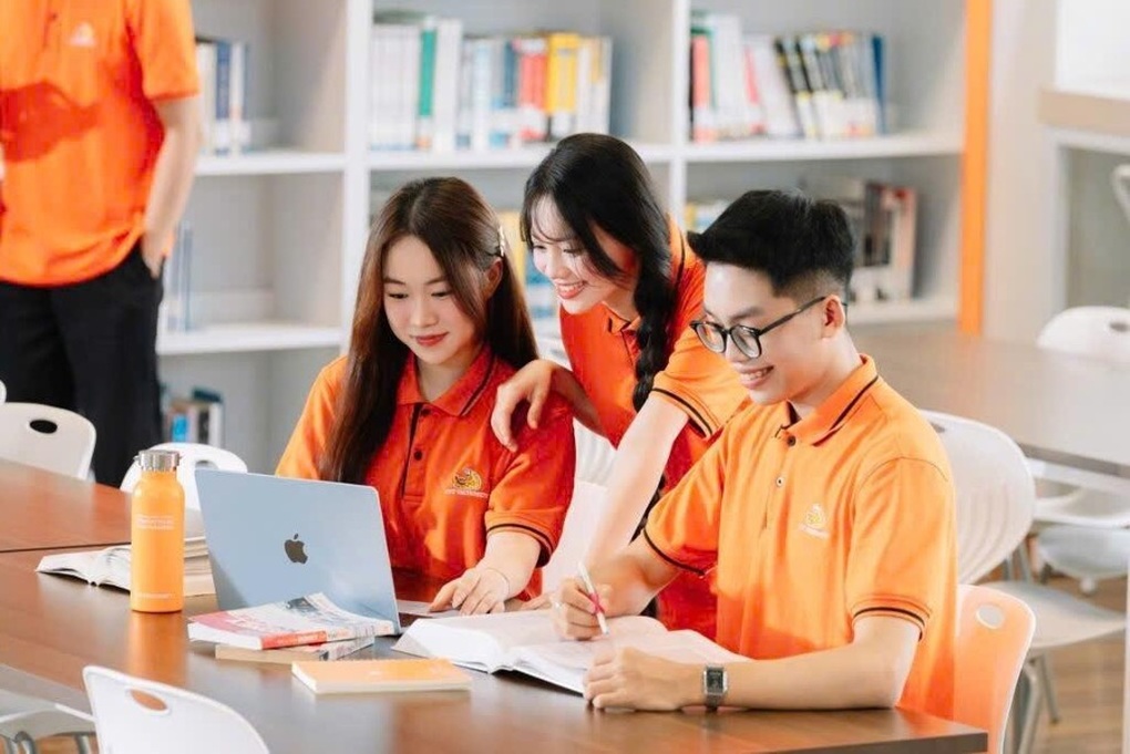 Không chỉ biết dùng AI, sinh viên bắt đầu tạo ra giá trị từ AI - 4