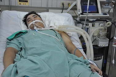 Nhiễm trùng tụ cầu vàng, tân sinh viên nguy kịch tính mạng