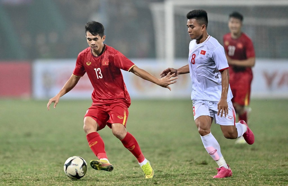 Đội tuyển Việt Nam 2-2 U22 Việt Nam: Dấu ấn lớn của Quang Hải - 2 Đội tuyển Việt Nam 2-2 U22 Việt Nam: Dấu ấn lớn của Quang Hải - 2