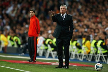 MU chào “lương khủng”, Ancelotti vẫn làm ngơ