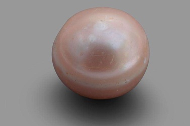 Viên ngọc trai cổ nhất thế giới trưng bày tại Abu Dhabi