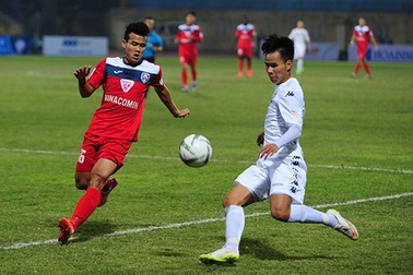 Than Quảng Ninh bất ngờ thắng đậm trên sân Khánh Hoà