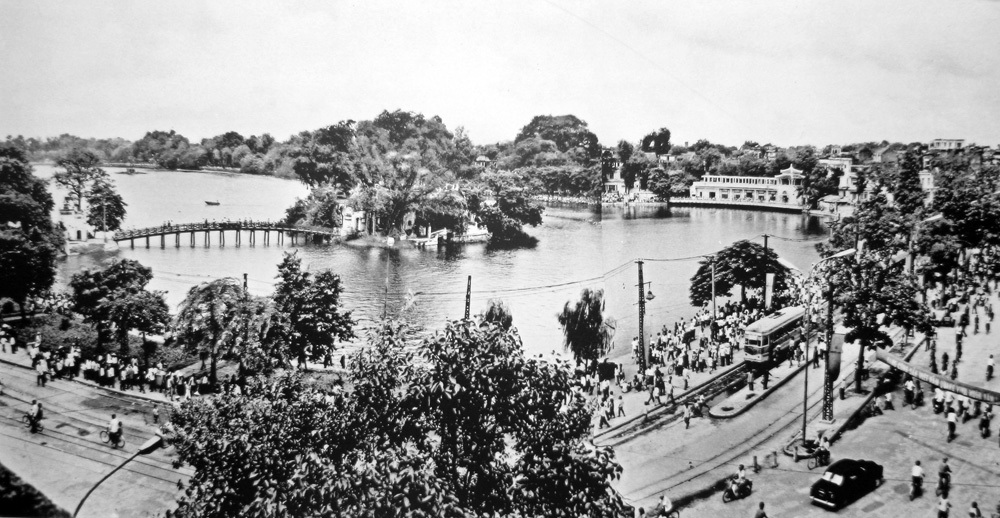 Kìm đà phình bộ máy nhà nước, bài học từ quyết sách thời chống Mỹ