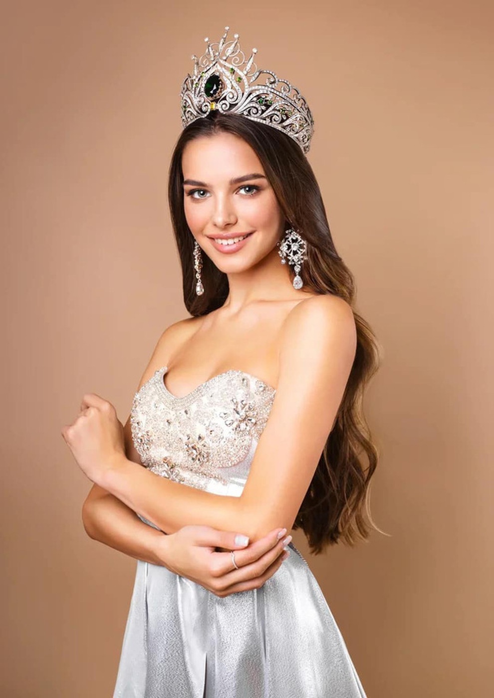 Gương mặt đẹp như búp bê của tân Hoa hậu Trái đất Nga - 1 Gương mặt đẹp như búp bê của tân Hoa hậu Trái đất Nga - 1