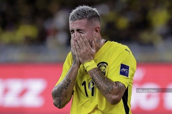 Cầu thủ nhập tịch Malaysia bị đội bóng Colombia cắt hợp đồng