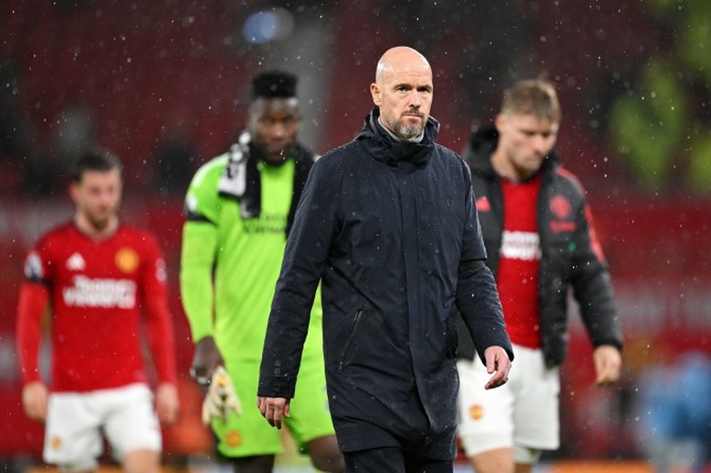 Man Utd chịu hình phạt kỳ lạ của HLV Ten Hag - 1 Man Utd chịu hình phạt kỳ lạ của HLV Ten Hag - 1