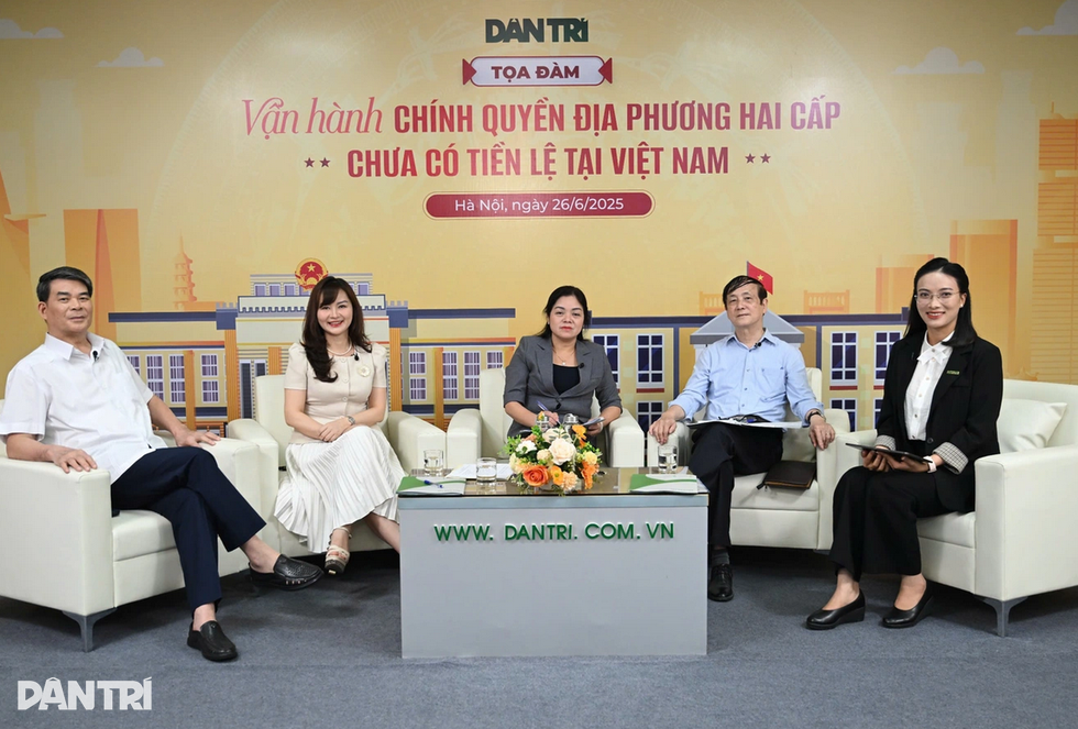 Từ phép cộng gộp cán bộ khi mở rộng Hà Nội tới cuộc sắp xếp tỉnh thành - 1 Từ phép cộng gộp cán bộ khi mở rộng Hà Nội tới cuộc sắp xếp tỉnh thành - 1