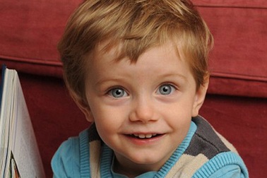 2 tuổi có chỉ số IQ ngang ngửa Einstein 