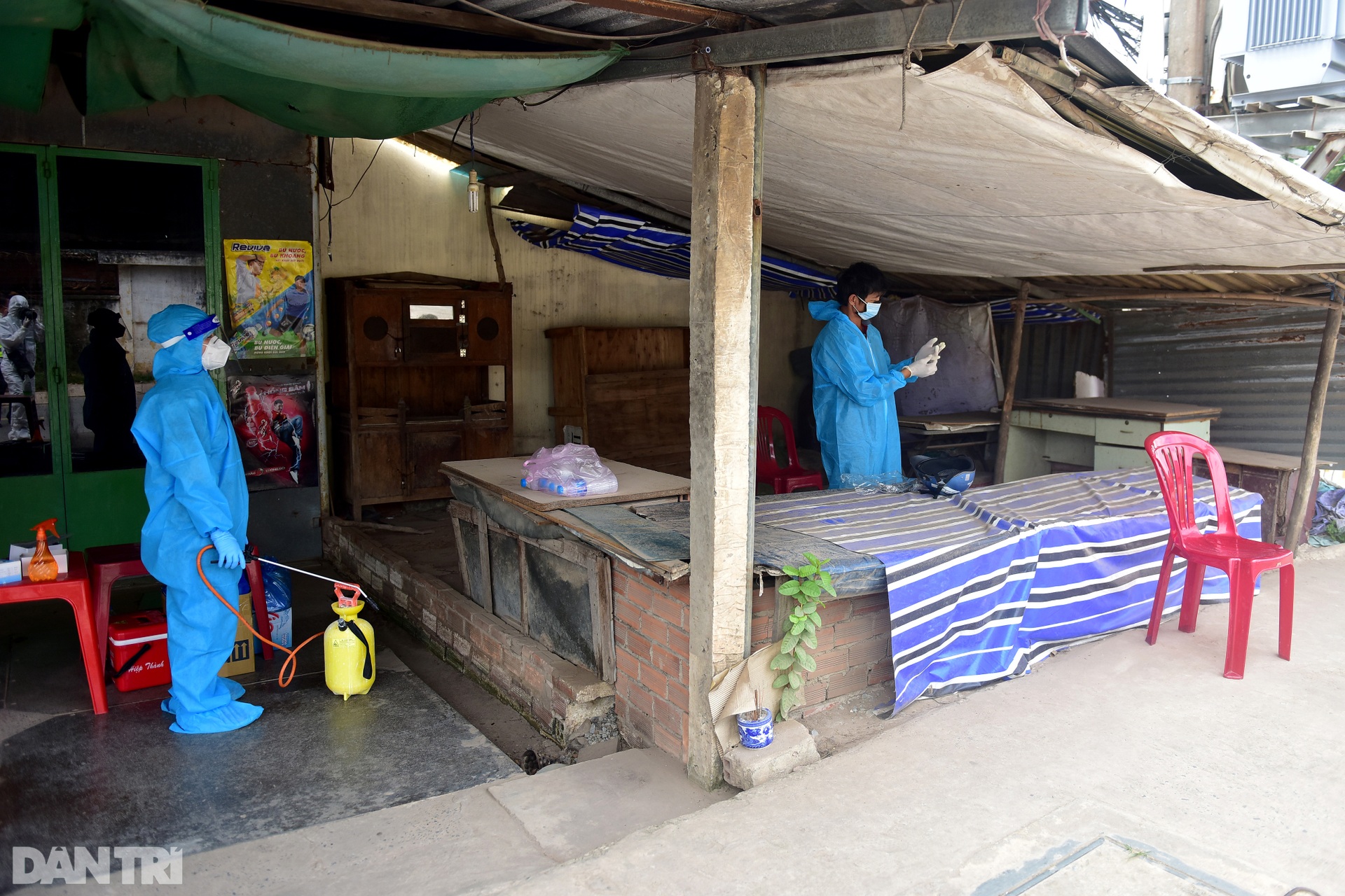 Bị test nhanh trên đường đi mua gạo, một người TPHCM dương tính SAR-CoV-2 - 7