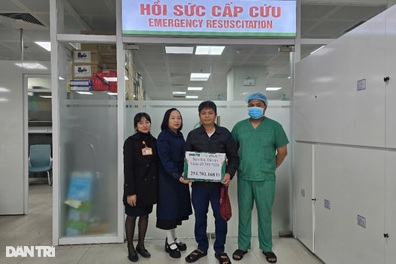 "Cảm ơn bạn đọc Dân trí đã giúp các con tôi được tiếp tục điều trị"