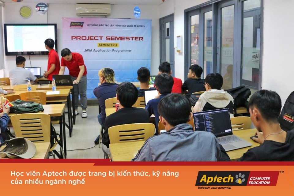 Học lập trình viên quốc tế: Cơ hội dồi dào, rộng cửa tương lai - 1 Học lập trình viên quốc tế: Cơ hội dồi dào, rộng cửa tương lai - 1