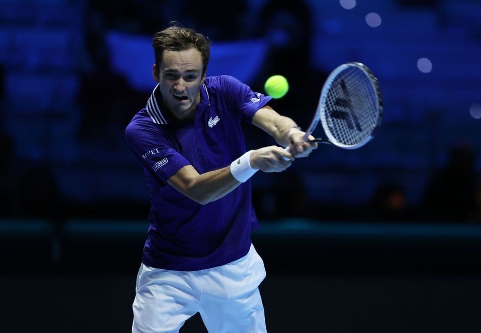 Medvedev ngược dòng thắng Hurkacz ở trận ra quân tại ATP Finals 2021 - 1 Medvedev ngược dòng thắng Hurkacz ở trận ra quân tại ATP Finals 2021 - 1