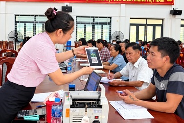 Nghệ An: Chuyển đổi số chi trả chế độ chính sách