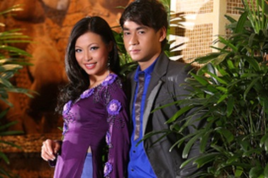 Mỹ Uyên tình tứ bên Ngọc Thuận trong căn nhà triệu đô