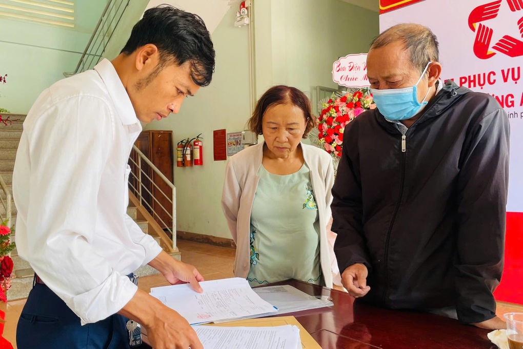 Cảnh báo chiêu trò mạo danh cán bộ hành chính công để lừa đảo - 1