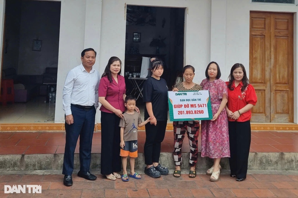 Mẹ đơn thân mắc ung thư vú được bạn đọc Dân trí giúp đỡ hơn 250 triệu đồng - 1 Mẹ đơn thân mắc ung thư vú được bạn đọc Dân trí giúp đỡ hơn 250 triệu đồng - 1