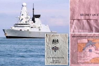 Anh "tá hỏa" vì tài liệu tối mật quân sự được thấy ở bến xe buýt