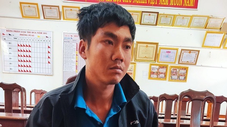 Ra tay sát hại mẹ ruột vì nhớ lại chuyện bị la mắng nhiều lần - 1 Ra tay sát hại mẹ ruột vì nhớ lại chuyện bị la mắng nhiều lần - 1