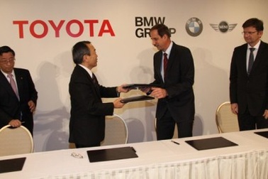 BMW và Toyota công bố thỏa thuận hợp tác