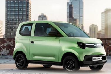 Ngày đầu mở cọc VinFast Green: Nhiều tài xế quan tâm vì loạt ưu đãi