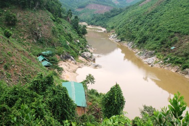 Những căn nhà kỳ lạ dưới vực sâu