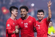 Báo Singapore bình luận khi đội nhà gục ngã, tuyển Việt Nam vào chung kết