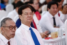 Nguyên Thủ tướng Nguyễn Tấn Dũng dự Đại hội Đảng bộ phường Xuân Hòa