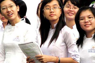 Hiệu trưởng lên tiếng việc bỏ quy định miễn học phí sinh viên sư phạm