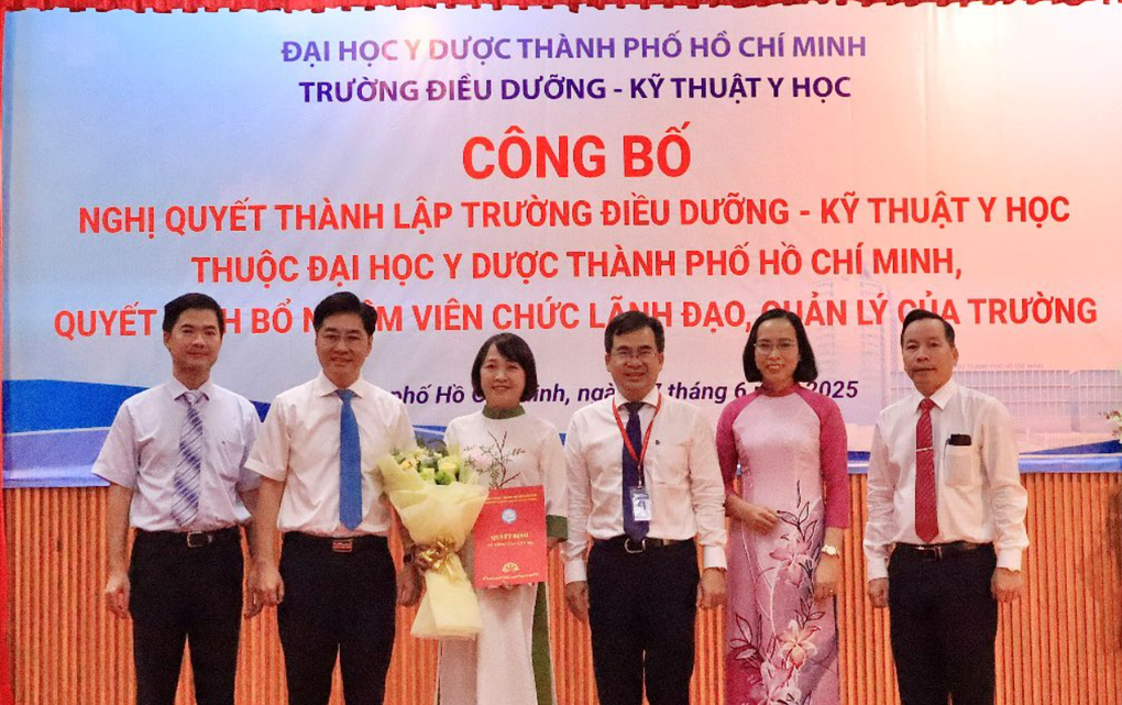 Đại học Y Dược TPHCM bổ nhiệm 3 hiệu trưởng - 2 Đại học Y Dược TPHCM bổ nhiệm 3 hiệu trưởng - 2