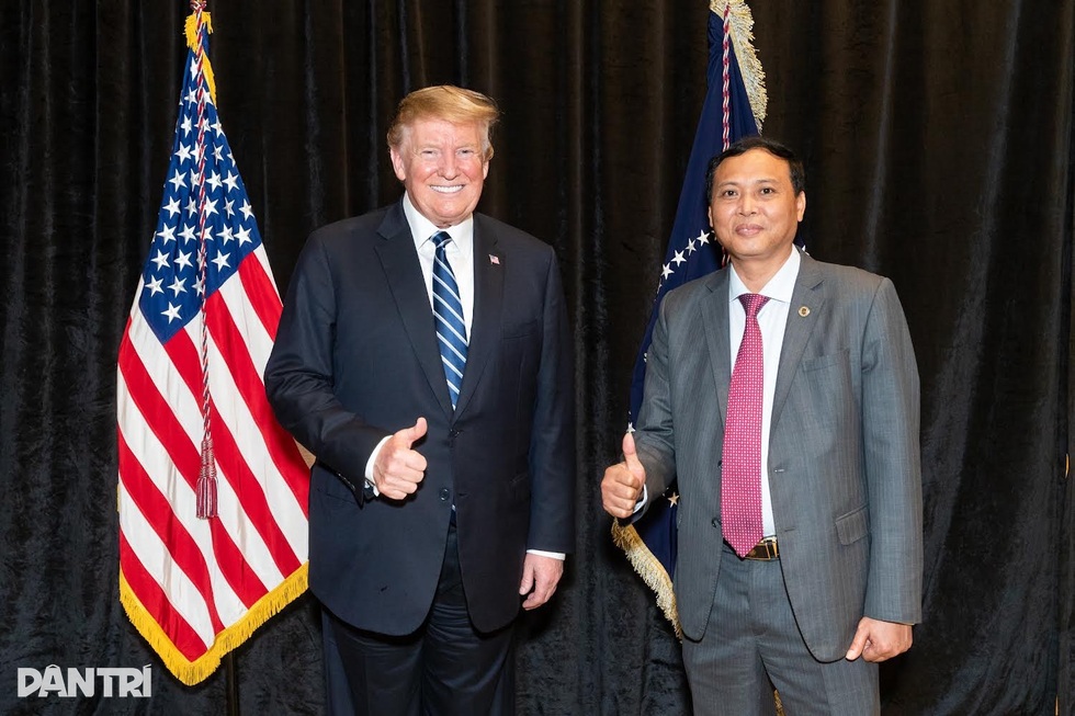 Hai lần Tổng thống Mỹ thăm Việt Nam qua lời kể của sĩ quan cảnh vệ - 7 Hai lần Tổng thống Mỹ thăm Việt Nam qua lời kể của sĩ quan cảnh vệ - 7