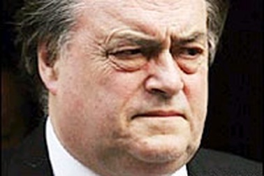 Phó thủ tướng Anh thú nhận đã ngoại tình