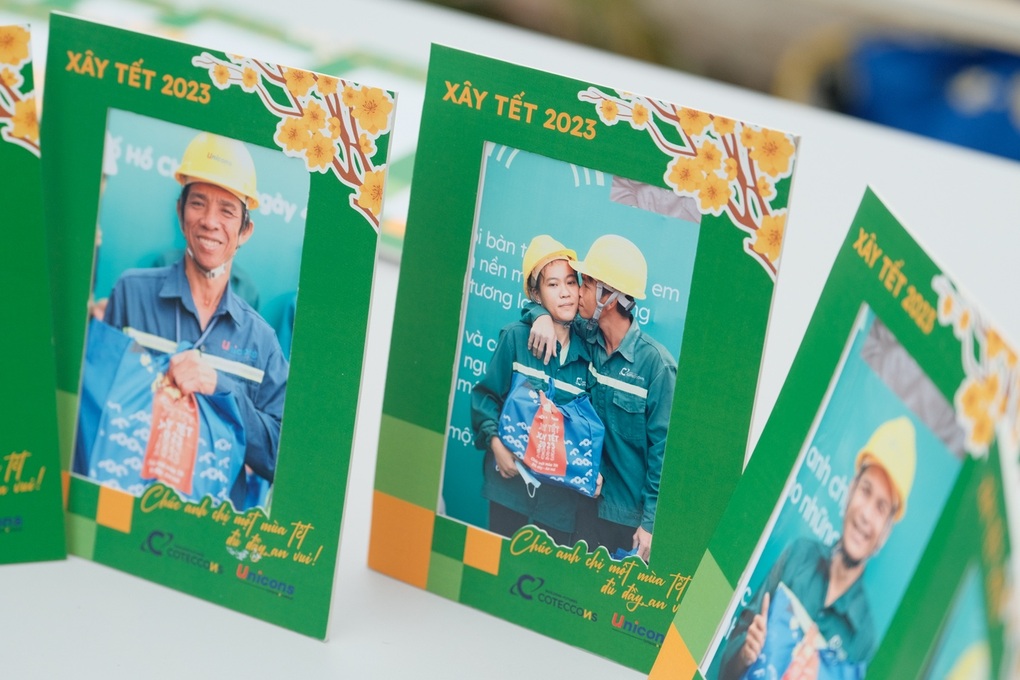 Nụ cười ấm áp trên công trường xây dựng những ngày cận Tết - 3 Nụ cười ấm áp trên công trường xây dựng những ngày cận Tết - 3