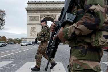 IS âm mưu khủng bố Pháp để trả thù