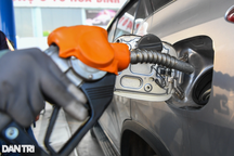 Giá xăng lại giảm tiếp?