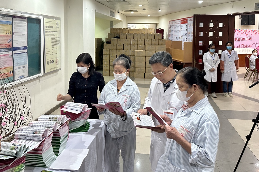 Chàng trai chinh phục đường chạy 42km sau hơn 1 năm chữa ung thư máu - 4 Chàng trai chinh phục đường chạy 42km sau hơn 1 năm chữa ung thư máu - 4