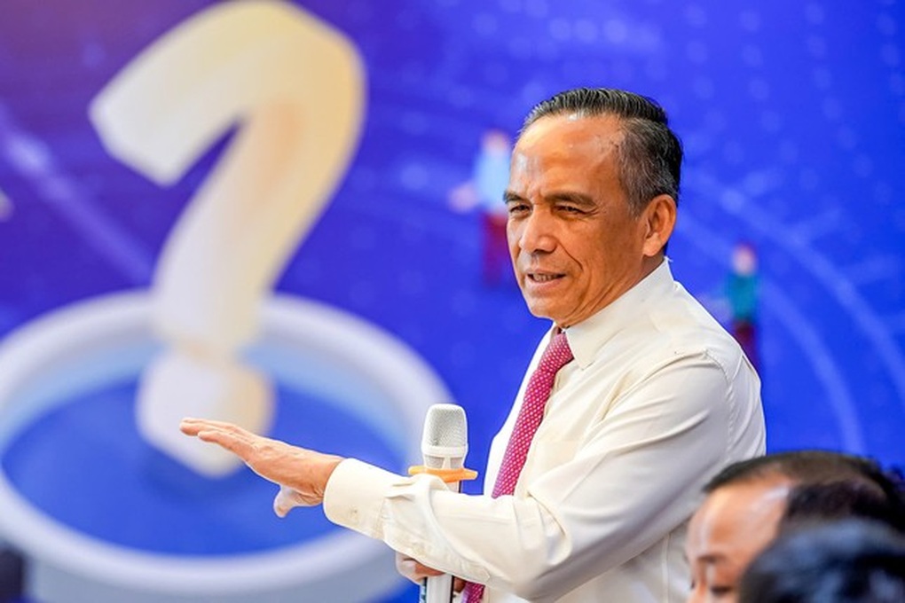 លោក Le Hoang Chau៖ កុំមានការបំភាន់ថាបំណុលអាក្រក់អាចកាត់បន្ថយមកត្រឹម 0% - 1 Ông Lê Hoàng Châu: Không nên ảo tưởng nợ xấu có thể về 0% - 1